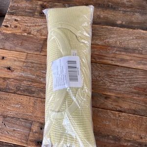 Free People Buttercup v-neck thermal NET size L